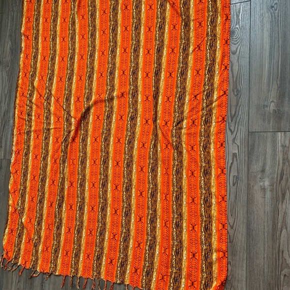 Sarong - Picture 5 of 5